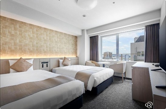 Daiwa Roynet Hotel Kyoto Hachijoguchi mid-range hotel directly above the south exit