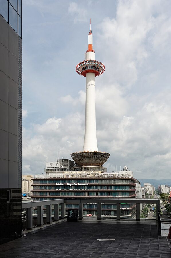 Kyoto Tower as seen from the front of Kyoto Station