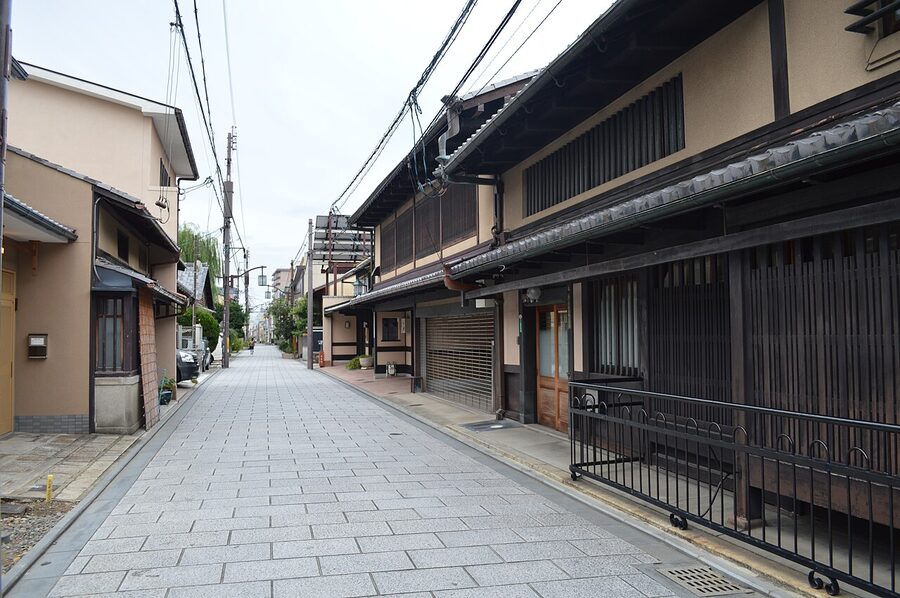 Daikoku-cho residential block in Nishijin weaving district of Kyoto