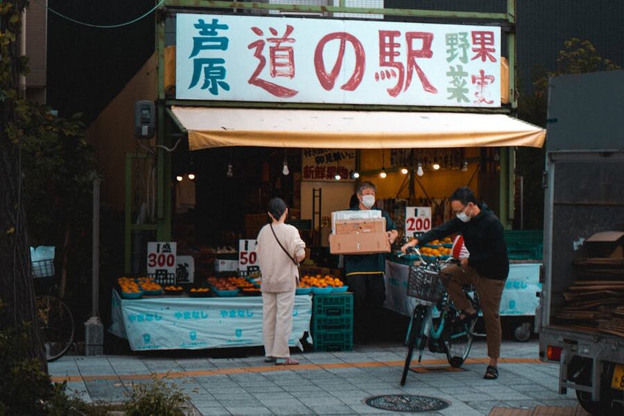 Crowded Shijo shopping arcade in central Kyoto