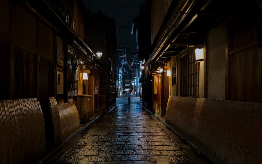 Rainy night street in Gion, Kyoto