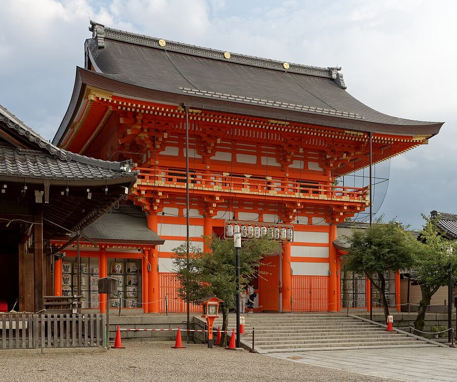 South Tower Gate of Yasaka Shrine in Kyoto