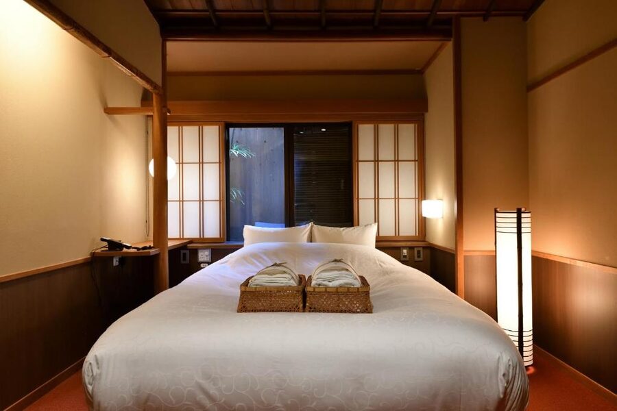 Yasaka Yutone Kyokoyado machiya ryokan exterior in Higashiyama