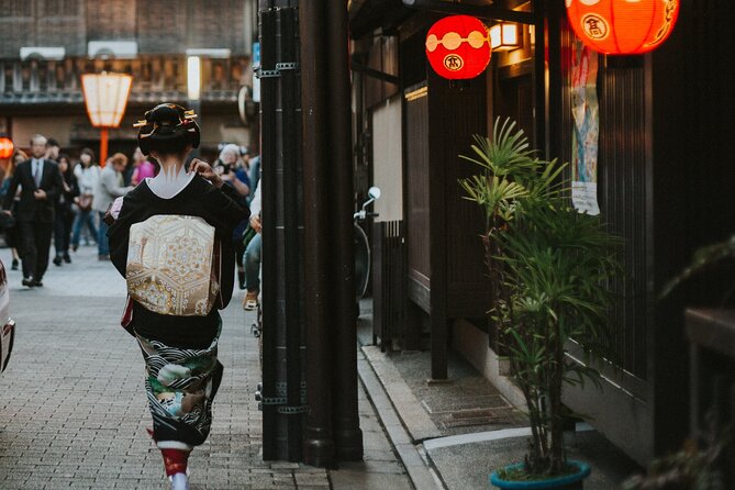2 Hour Night Walking Tour Throughout Gion with snack - Key points to know before booking