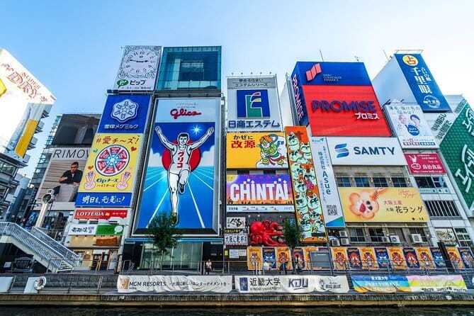 3 Day Japan Tour Kyoto, Osaka & Nara from Tokyo - Day two: Osaka food, shopping, and castle views