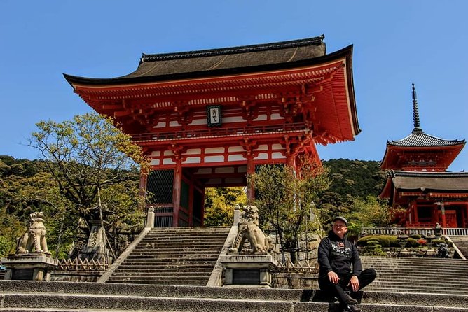 5 Top Highlights of Kyoto Full Day Bike Tour (E-bike option) - Seeing old Kyoto around Gion