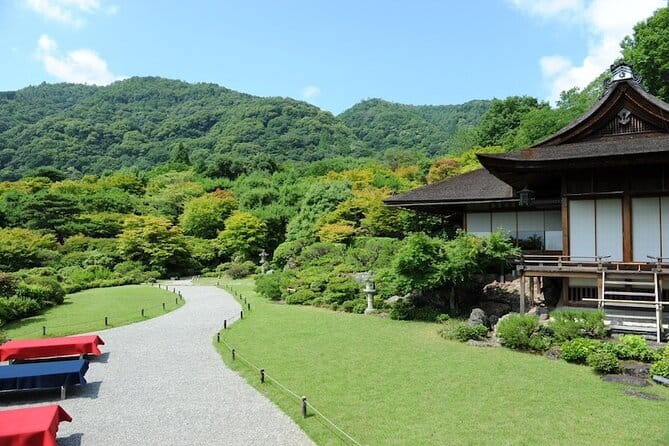 Arashiyama Bamboo & "Must See" Gardens with an Amazing Guide - Key points to know before booking
