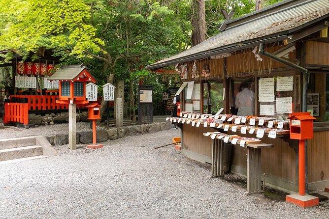 Arashiyama Hidden Gems: Walking Tour escaping crowds - What the $89 price really includes