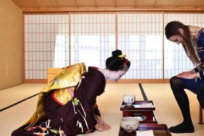 Authentic Kyoto Gion Geisha/Maiko Cultural Experience - Starting at Gion-Shijo Station