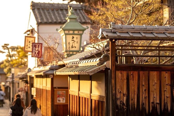 Discovering Kyoto A Tailored Private Tour of the City's Treasures - Yasui-Konpiragu and a famous ritual stone
