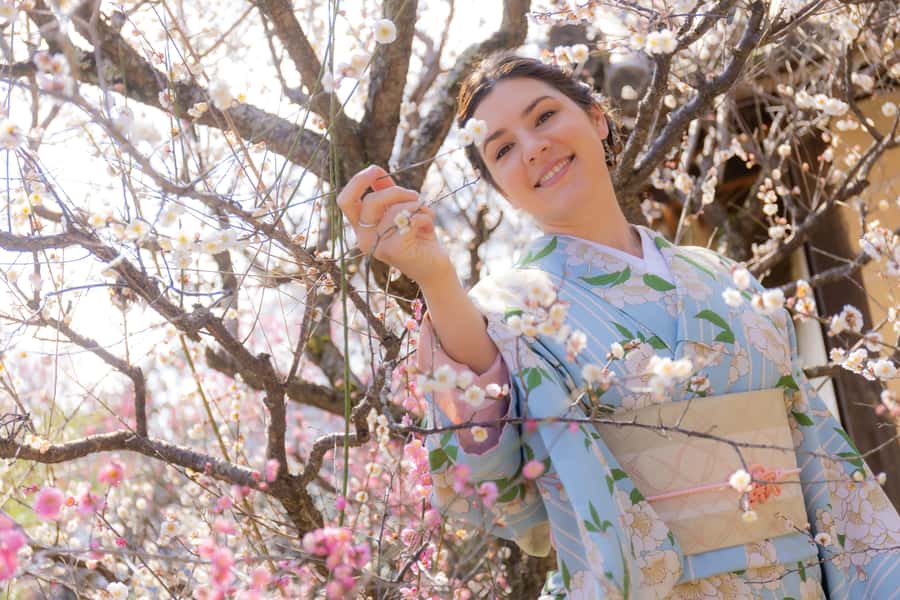 Enjoy Kyoto Summer in Traditional Kimono / Yukata - Returning the Outfit Without Stress