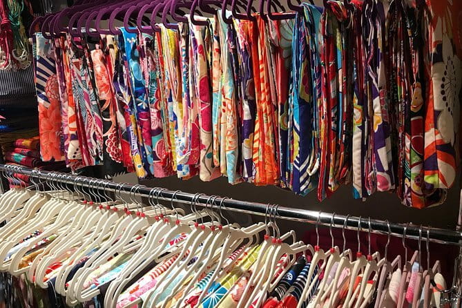 Experience Kimono in Kyoto - Photographing the old city in traditional dress