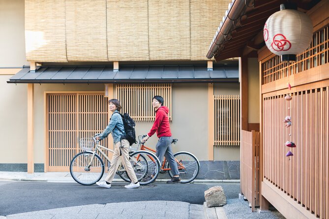 Explore Hidden Alleyway with a Local Expert (Afternoon Tour) - Gion, where famous Kyoto meets lived-in streets