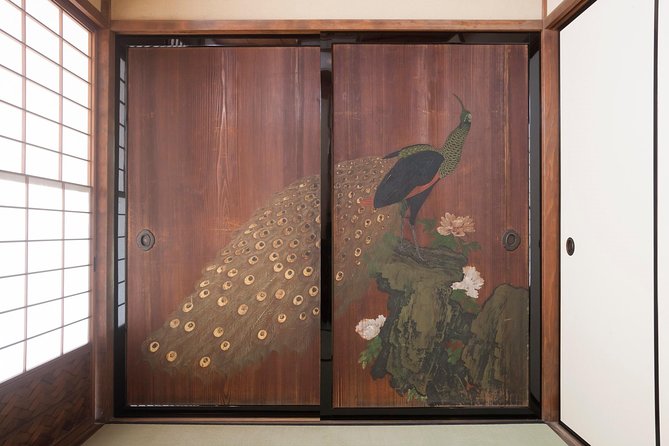 Family Mitsui House Museum with green tea admission ticket - Key points to know