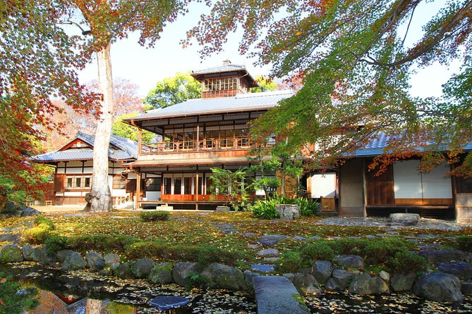 Family Mitsui House Museum with green tea admission ticket - Walking through a garden that changes with the seasons