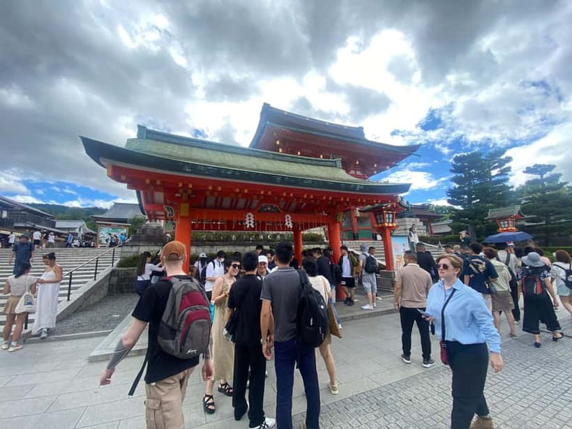 From Kyoto: Nara, Osaka & Kobe Day Trip – 3 Cities in 1 Day - Meeting the coach outside Hotel Keihan Kyoto Grande