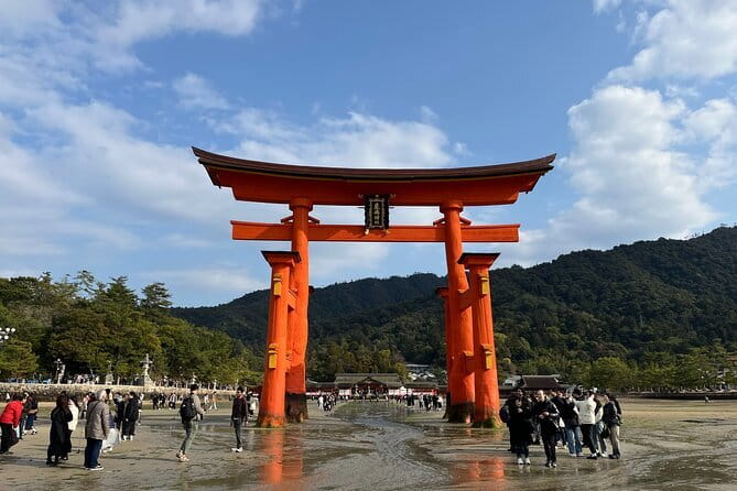 From Osaka/Kyoto: Hiroshima Miyajima Luxury Tour with Guide - The Atomic Bomb Dome and the memorial park