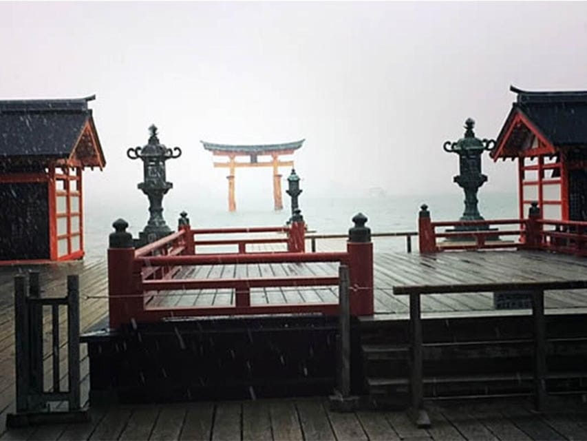 From Osaka/Kyoto: Hiroshima & Miyajima Private Guided Tour - Why Hiroshima and Miyajima work so well together
