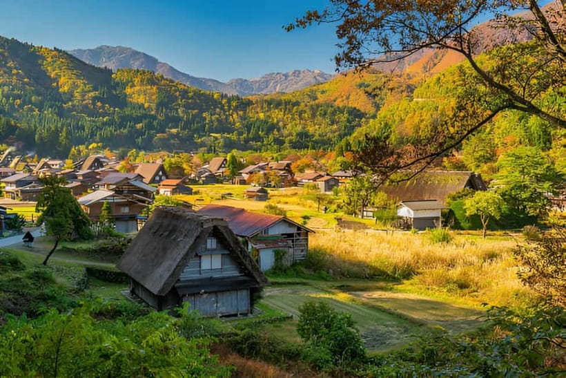From Osaka/Kyoto: Shirakawa-go and Gokayama Day Tour - A private vehicle from Osaka or Kyoto