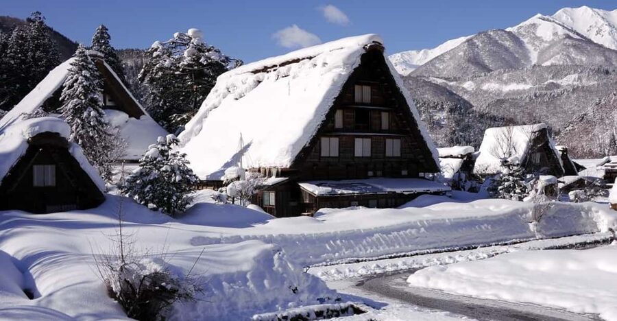 From Osaka or Kyoto: Private Shirakawa-go and Takayama Trip - Key points to know before booking
