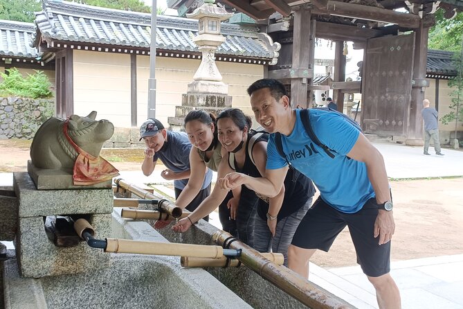 Full-Day Sightseeing to Kyoto Highlights - Crossing Shijo Bridge toward Gion Shirakawa