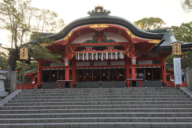 Fushimi Inari Shrine: Explore the 1,000 Torii Gates on an audio walking tour - Walking through the Senbon Torii