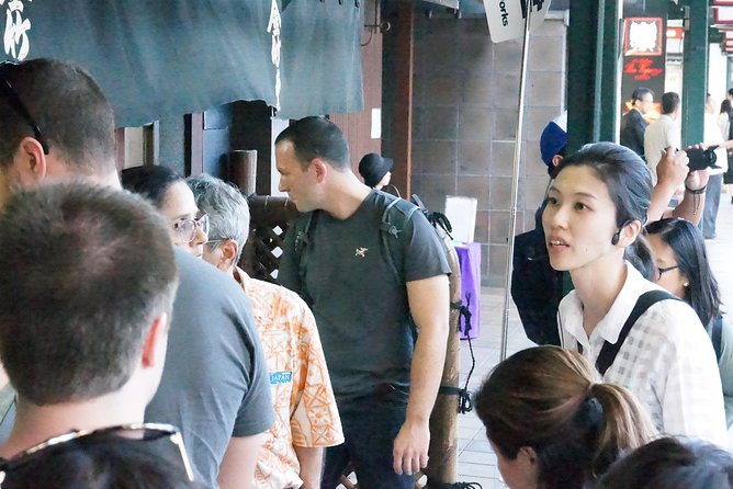 Gion Walking Tour by Night - Understanding geiko, maiko, and the life behind the makeup