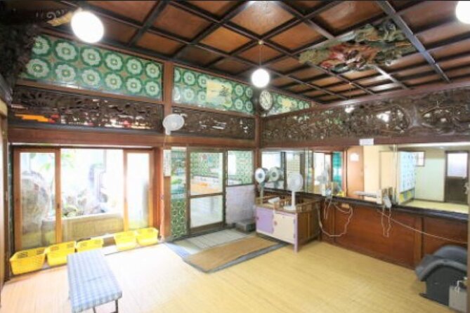 Guide tour of Japanese bathing culture at Funaoka Onsen - Timing, meeting point, and practical planning