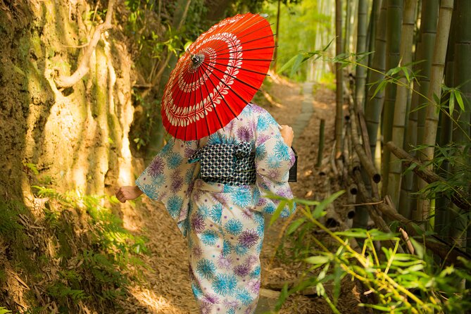 Guided Photoshoot of Fushimi Inari Shrine and Secret Bamboo Grove - Walking through the famous red torii gates