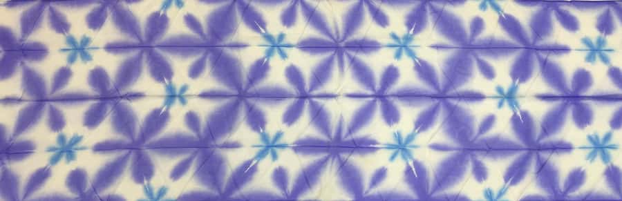 Hanakoushi Shibori Cotton Scarf Class - Making shibori in a Kyoto museum