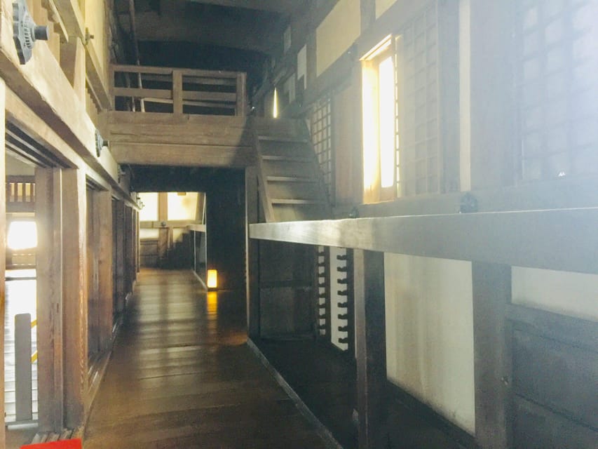 Himeji: Private Guide Tour of the Castle from Osaka or Kyoto - Entering the keep and seeing Japan’s feudal past