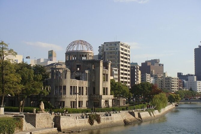 Hiroshima and Miyajima 1 Day Private Tour from Kyoto or Osaka - Itsukushima Shrine: A Focused One-Hour Visit