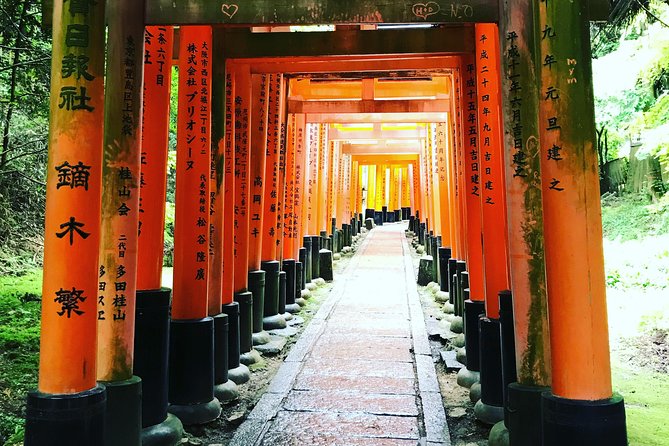 Inside of Fushimi Inari - exploring and lunch with locals - The 233-meter summit shrine