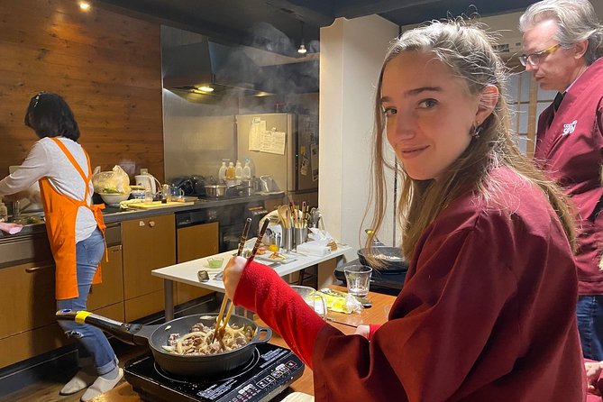 Izakaya Style Cooking Class - A friendly class with real personal help