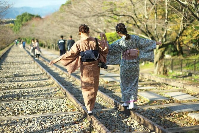 Kimono Rental,Kimono Experience in Gion Kyoto - Kiyomizu-dera and the busiest part of the day