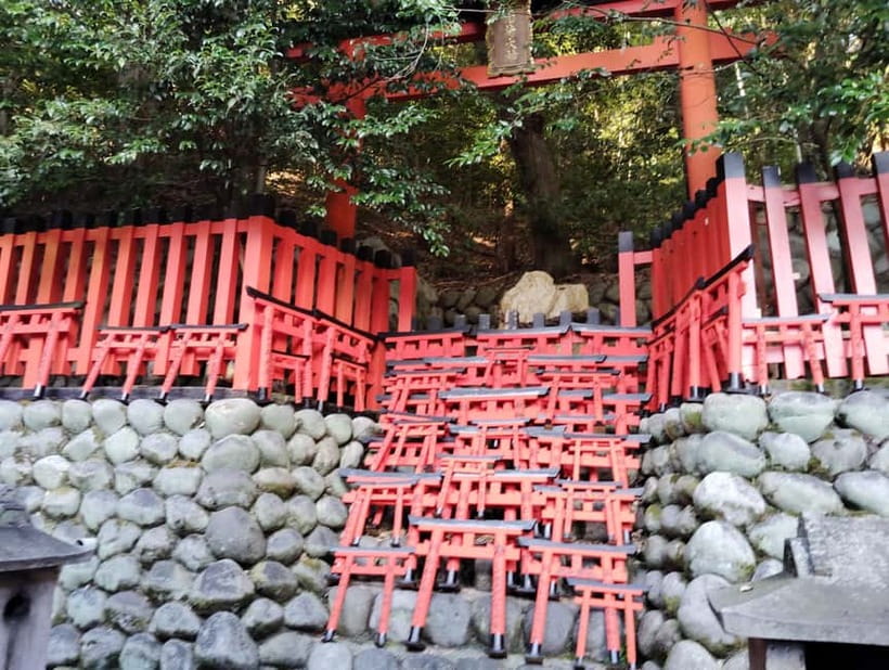 Kyoto: 1.5-Hour Guided Tour of Fushimi Inari Shrine - Reaching Okusha Back Shrine