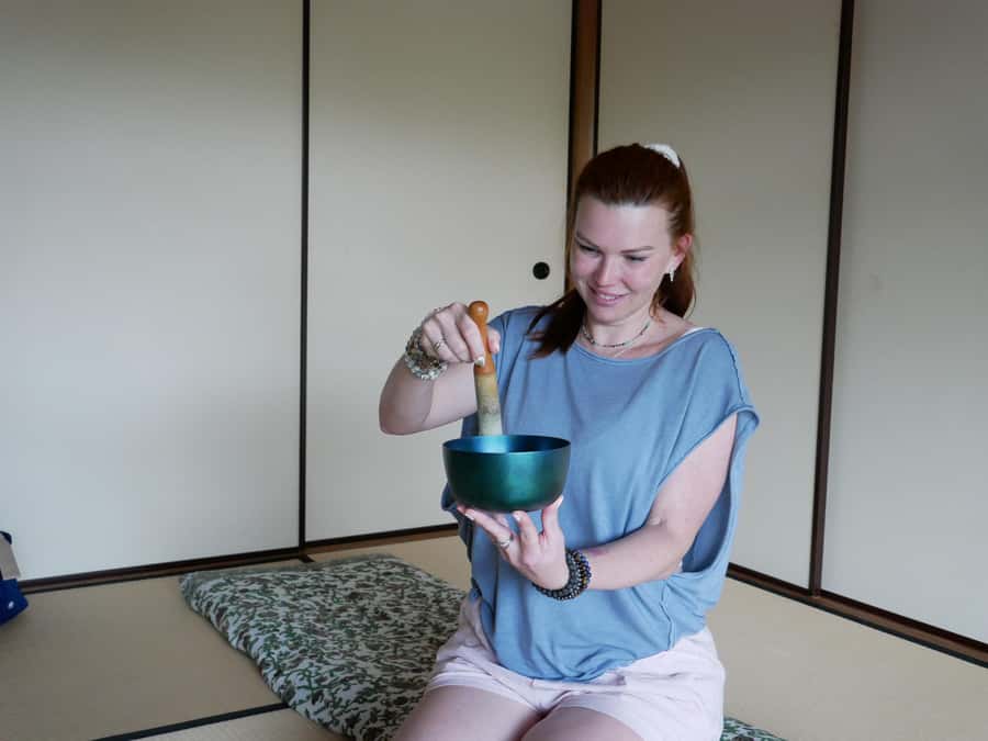 Kyoto: 1.5 hours Private Japanese Sound Bath Experience - Seeing sound move through water