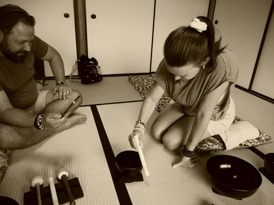 Kyoto: 1.5 hours Private Japanese Sound Bath Experience - Why Singing Ring instruments feel different