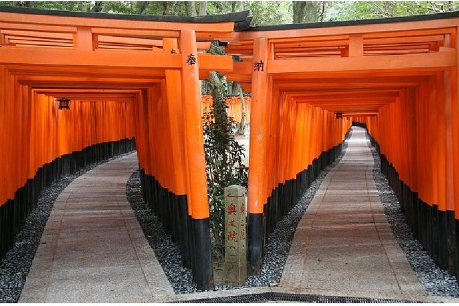 Kyoto 1 Day Tour from Kyoto - Kiyomizu-dera closes with a city view