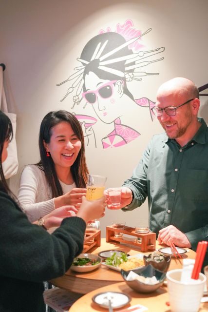 Kyoto : 3-Hour Bar Hopping Tour in Pontocho Alley at Night - Why Pontocho is worth seeing after sunset