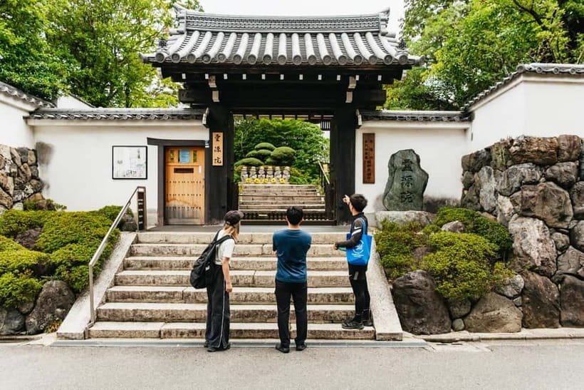 Kyoto: 3-Hour Fushimi Inari Shrine Hidden Hiking Tour - The forested descent and second bamboo grove