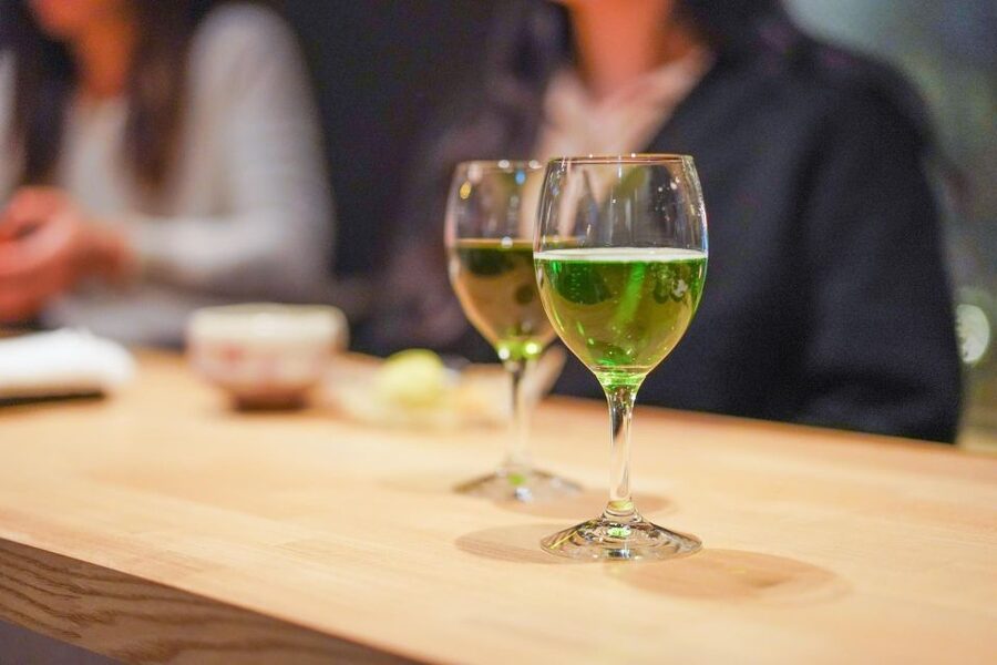 Kyoto: 3-Hour Night Foodie Tour in Gion - Starting beside the Izumo-no-Okuni statue