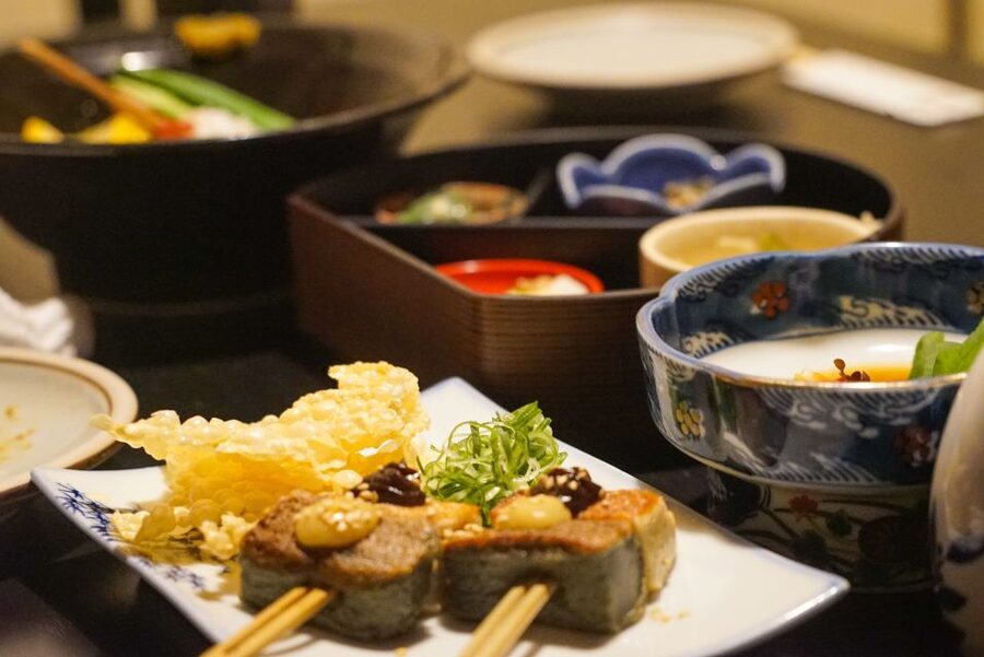 Kyoto: 3-Hour Night Foodie Tour in Gion - A second dinner stop and more local flavors