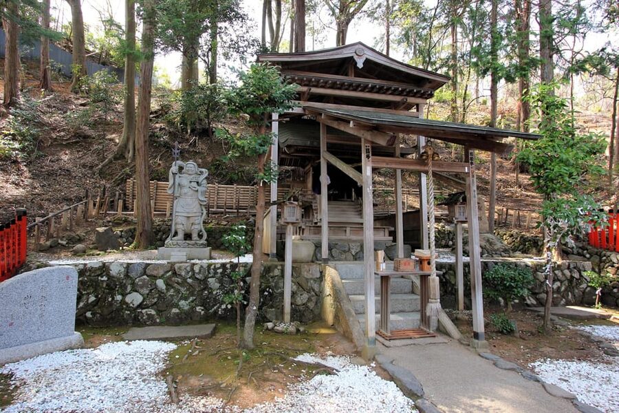 Kyoto: Arashiyama Tour with optional Sagano Romantic Train - Walking through the Arashiyama Bamboo Forest