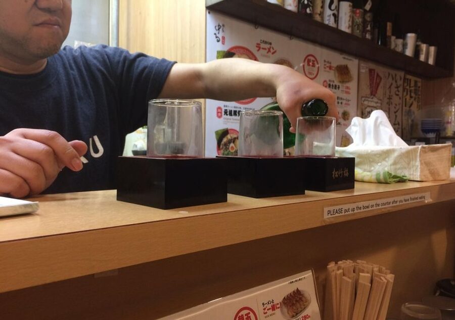 Kyoto: Casual Pontocho Evening Food Tour - Gion Shirakawa and Kyoto’s evening mood