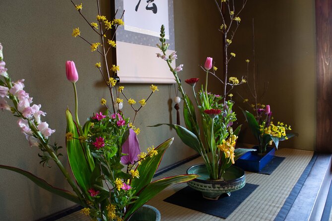 Kyoto Cultural IKEBANA Experience@SEKKA FLOWERS - What you learn about flowers, branches, and seasonal beauty