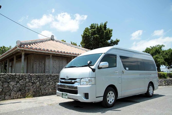 Kyoto Day Trip using Private Car with English Driver (up to 5) - Fushimi Inari and its endless torii gates