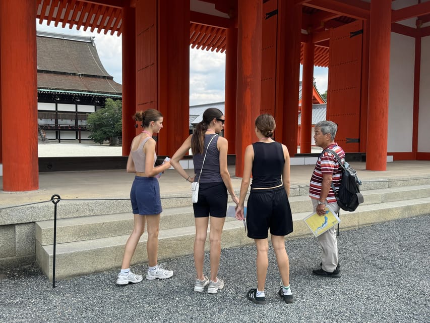 Kyoto: Discover Every Bit of Kyoto Imperial Palace - Meeting at Hamaguri Gate