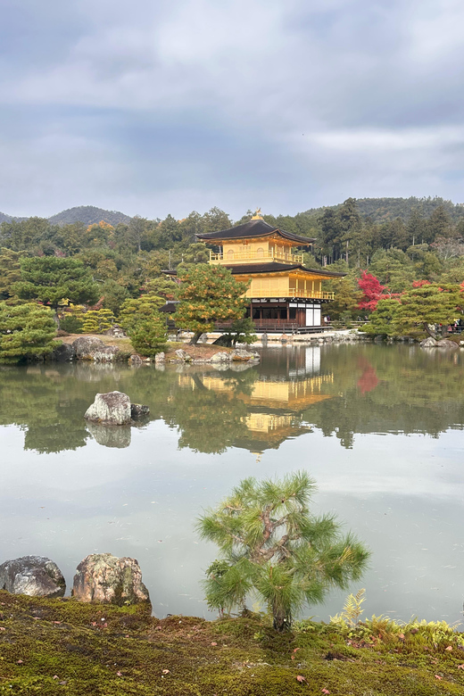 Kyoto: Discover Fushimi Inari, Kiyomizudera, and Yasaka Pagoda. - Yasaka Pagoda above Sannenzaka and Ninnenzaka