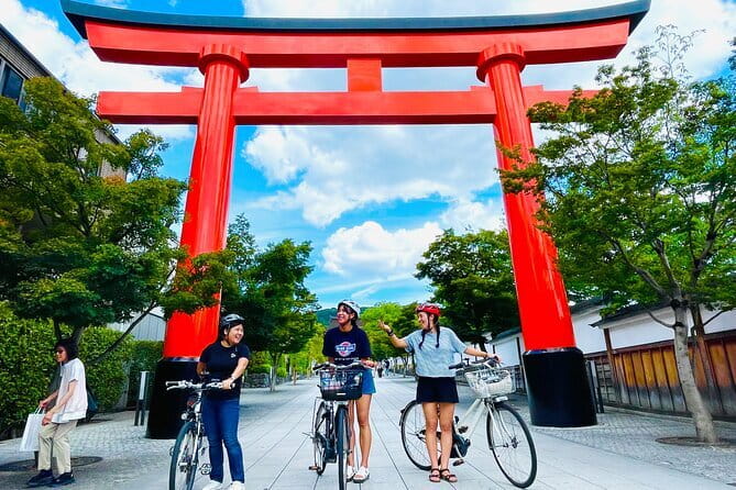 Kyoto E-Bike Tour of Hidden Gems, Backstreets and Temples - Honen-in: a quiet pause on the route